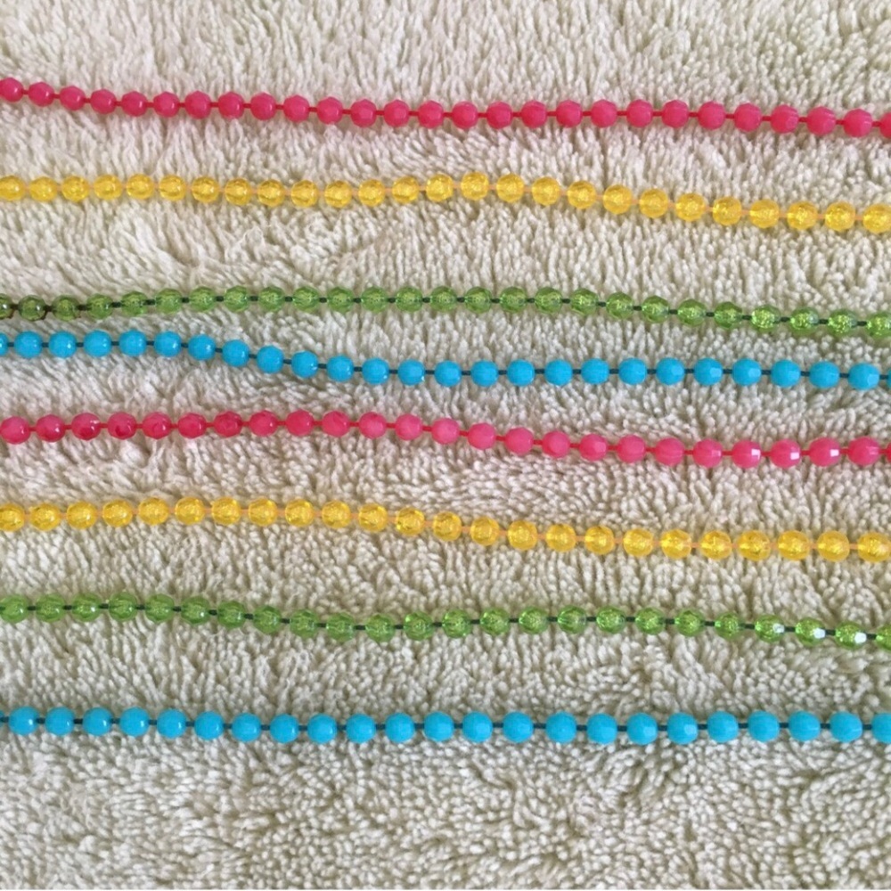 Vintage necklace 8 long plastic strands tiny iridescent beads retro boho 1960s - Picture 4 of 7